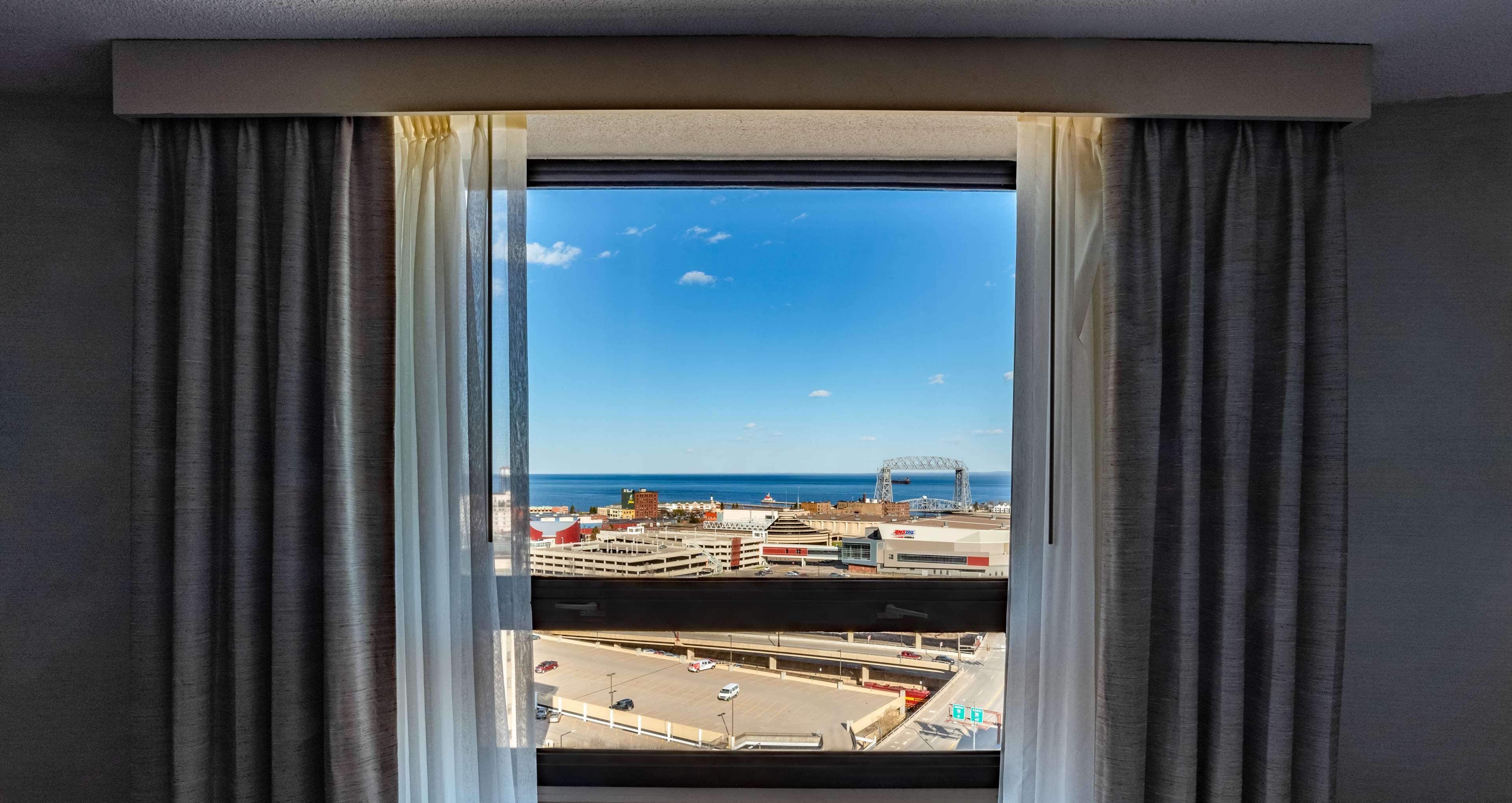 Radisson Hotel Duluth-Harborview Exterior foto