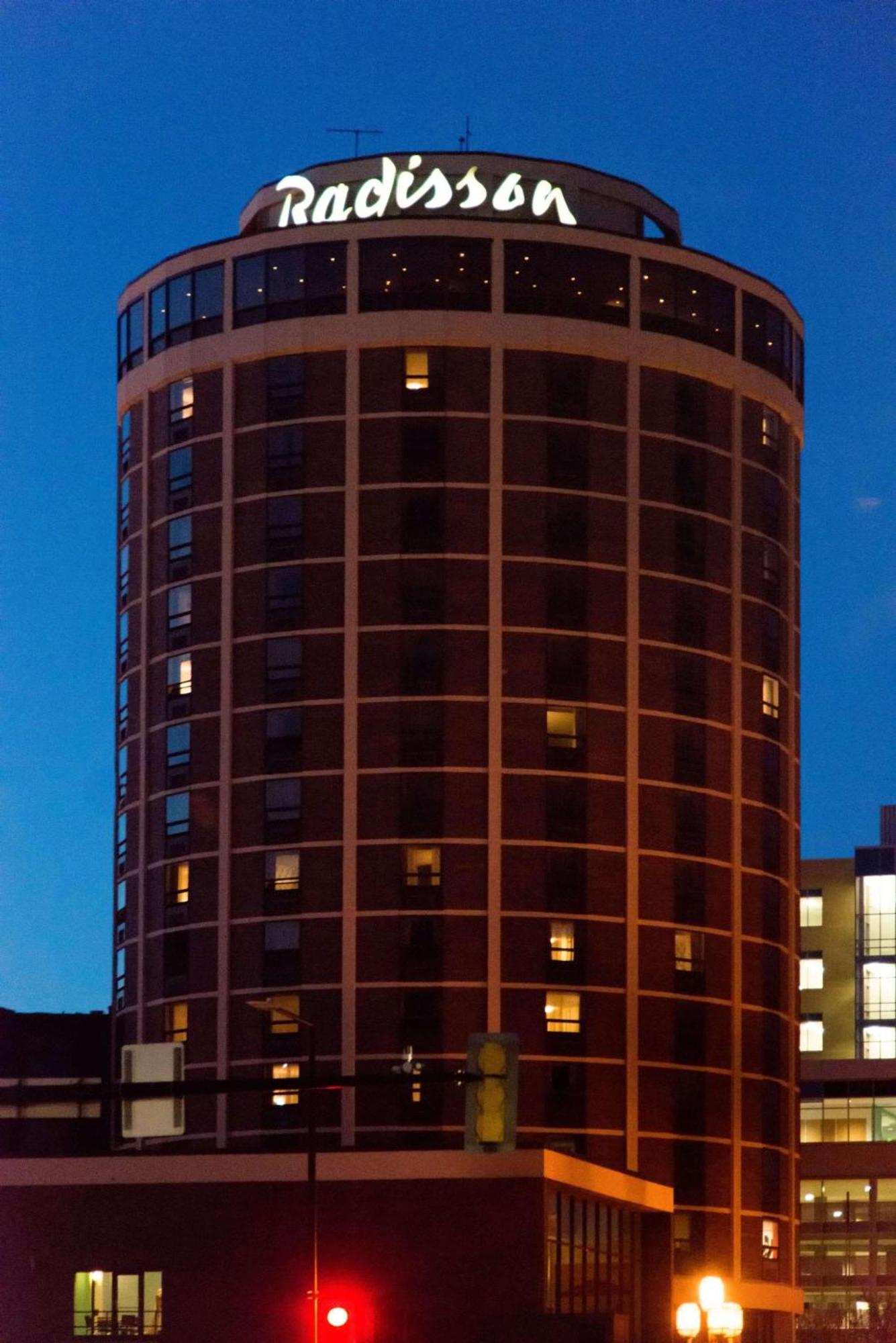Radisson Hotel Duluth-Harborview Exterior foto