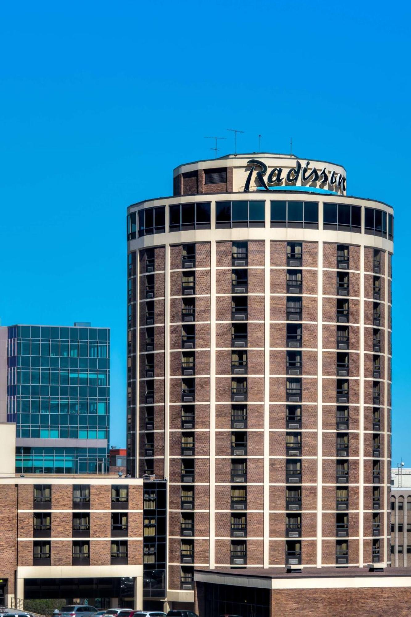 Radisson Hotel Duluth-Harborview Exterior foto
