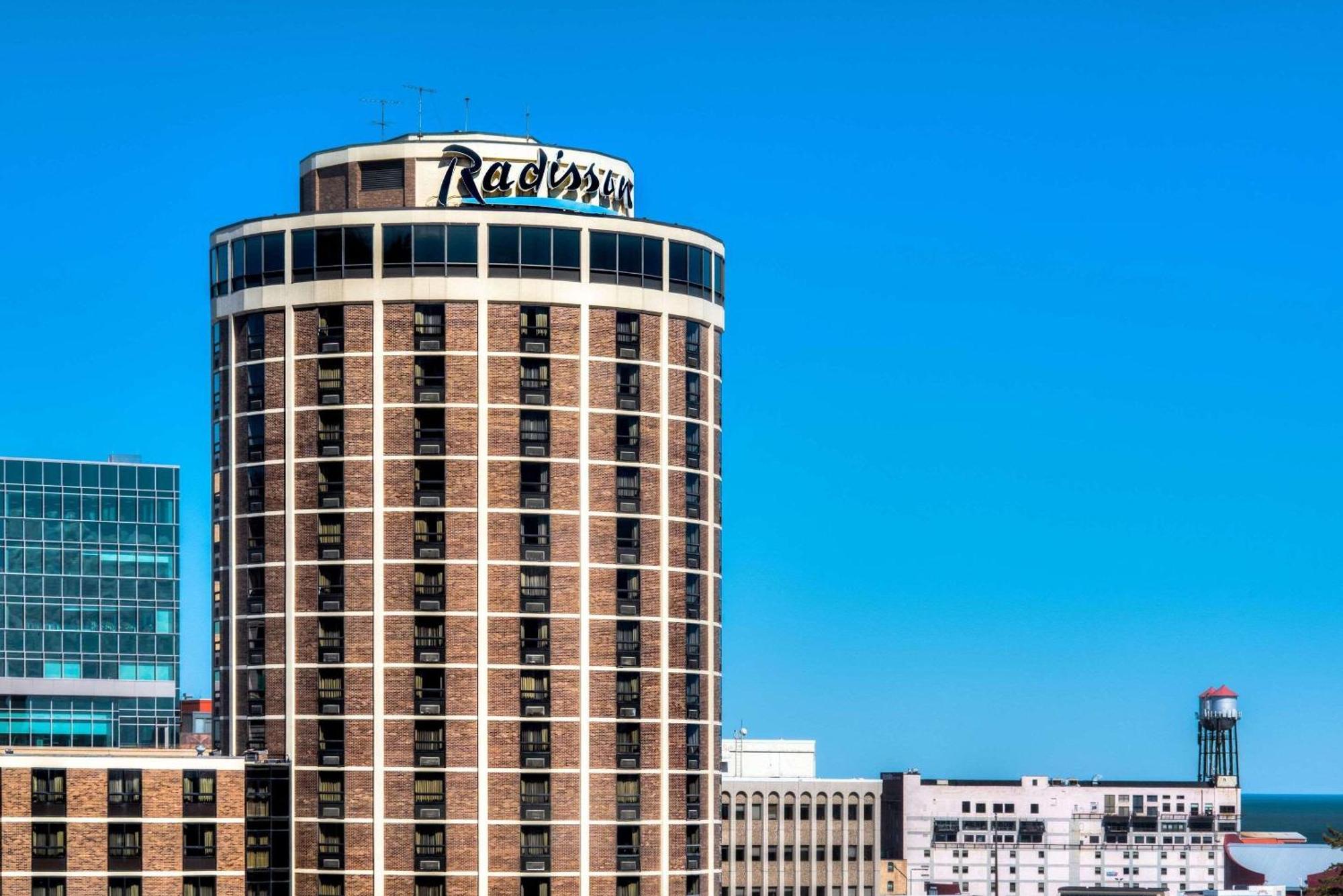 Radisson Hotel Duluth-Harborview Exterior foto